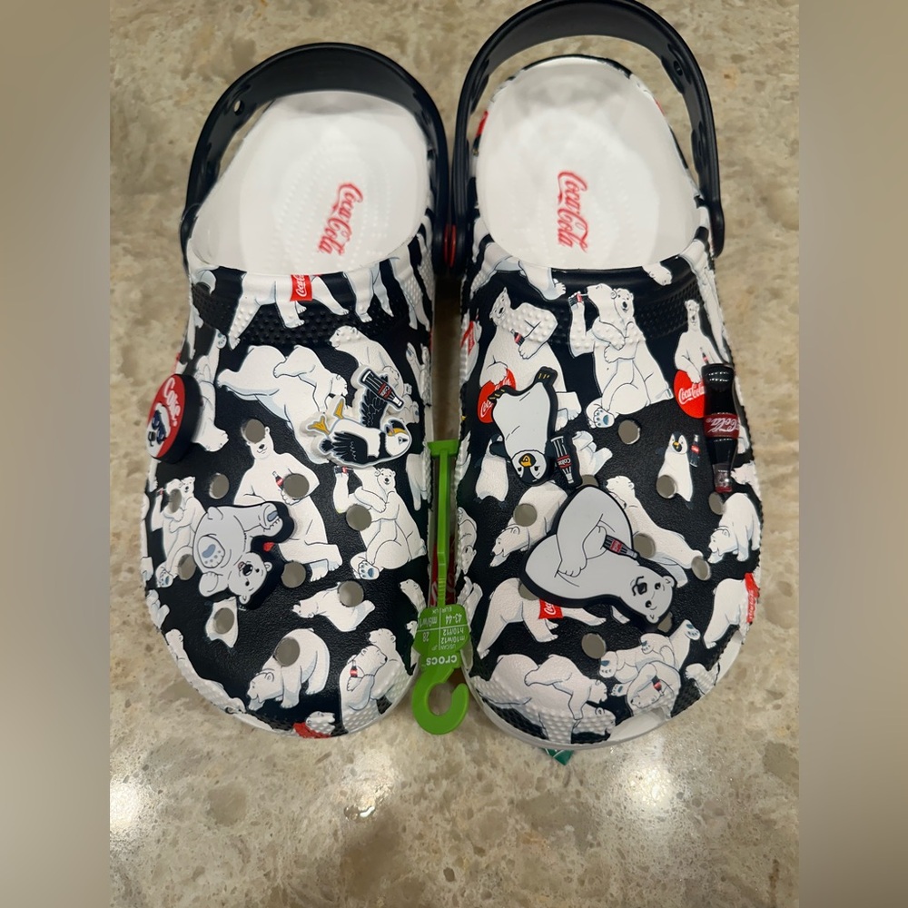 CROCS Coca Cola Classic Polar Bear Men’s 10/Women’s 12